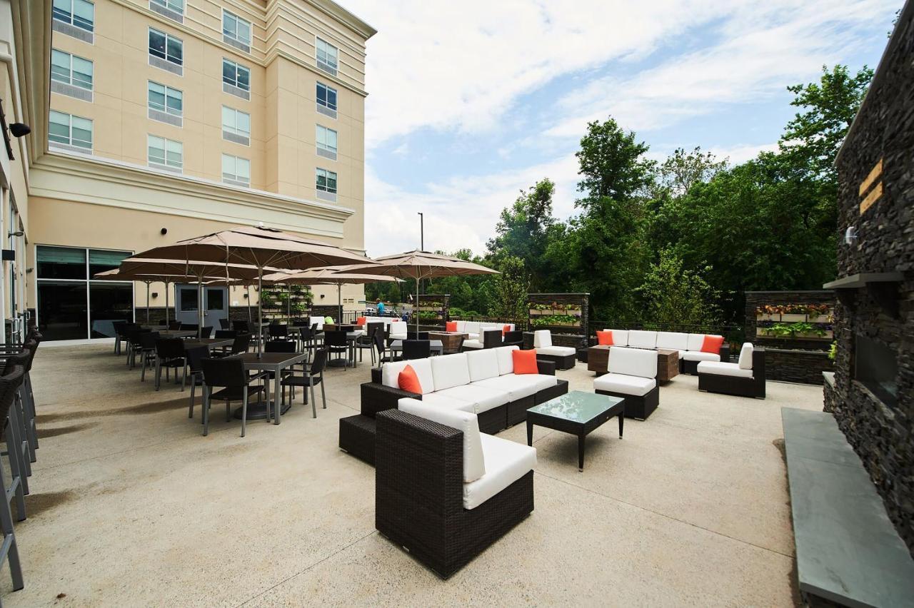 Holiday Inn & Suites Philadelphia W - Drexel Hill By Ihg Exterior photo